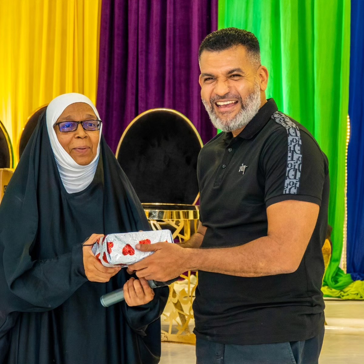 431985096_897676415387661_8211426786435781026_n